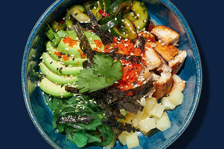 Поке с угрем фирменные