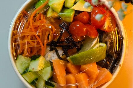 Поке с лососем