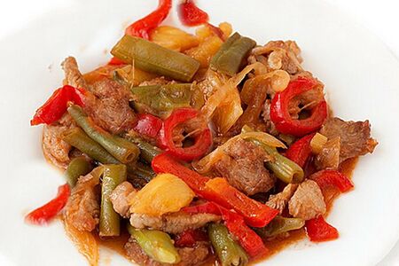 Свинина с овощами