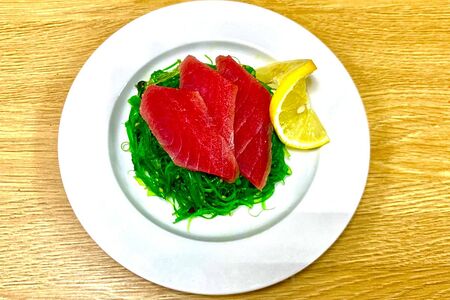 Сашими тунец