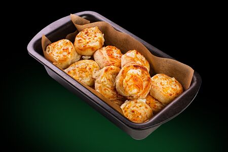 Рулетики сырные