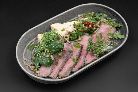 Ростбиф с копчёной брынзой