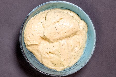 Фирменный белый