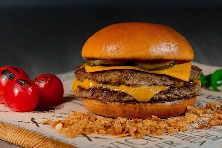 Двойной чизбургер