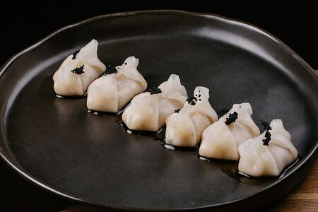 Дим-самы с лососем и гребешком