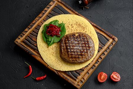 Турецкий кебаб из цыпленка с сырной лавой