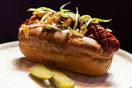 Хот-дог с фермерской сосиской