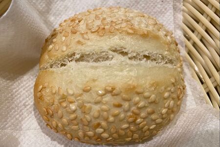 Булочка пшеничная