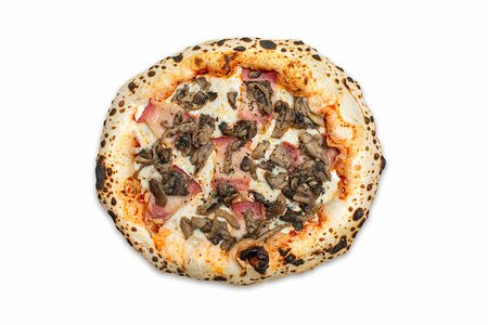 Пицца с беконом и грибами