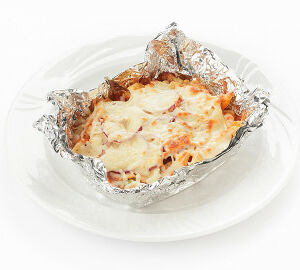 Пенне запеченное с курицей и овощами