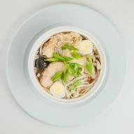 Суп-лапша с креветкой темпура