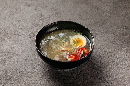 Куриный бульон с лапшой