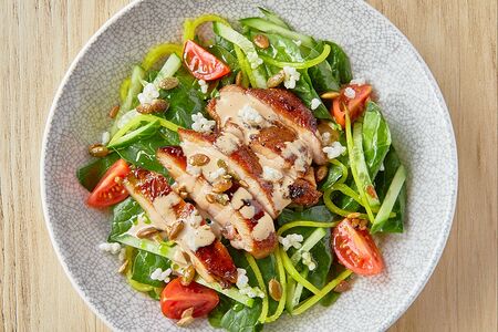 Грин салат с курицей