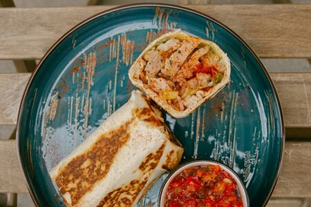 Буррито с цыпленком