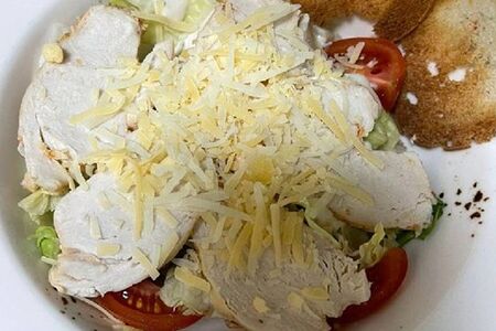 Цезарь с курицей