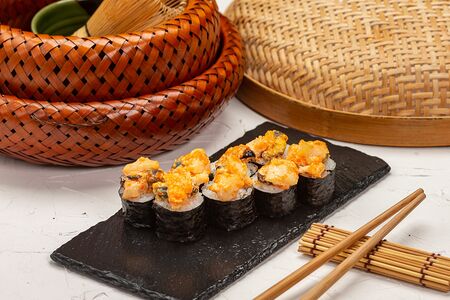 Запеченный с мидиями