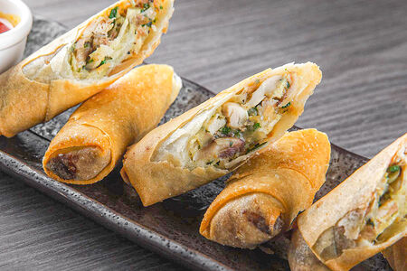 Спринг-ролл с уткой