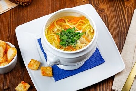 Куриный суп-лапша