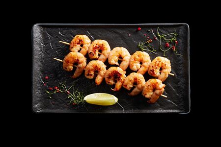 Тигровые креветки на гриле