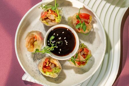 Спринг-роллы с креветкой