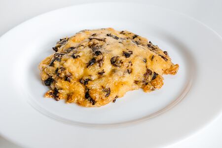 Свинина запеченная с грибами