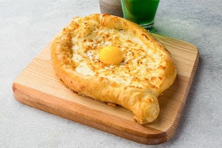 Хачапури по-аджарски