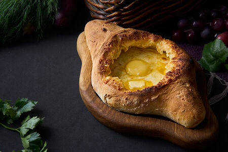 Хачапури по-аджарски на римском тесте