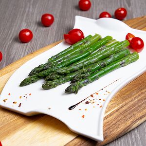 Спаржа с пармезаном