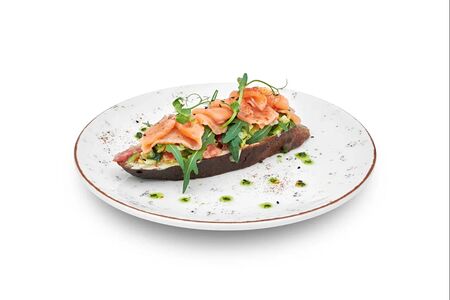 Брускетта с лососем