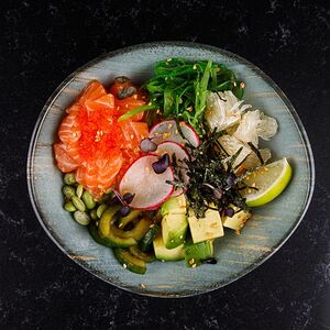 Поке с лососем