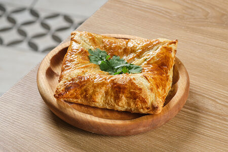 Пеновани с ягненком и поздним ткемали