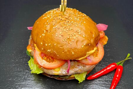 Бургер Сербская Плескавица Острая