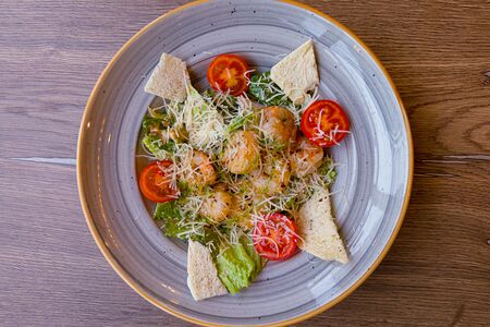 Цезарь с креветками