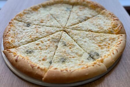 Пицца Четыре сыра