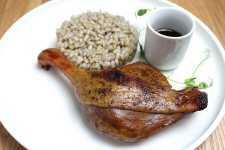 Утиная ножка с гарниром