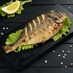 Дорадо на мангале