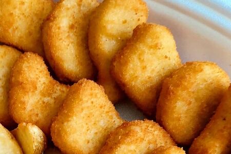 Наггетсы и соус