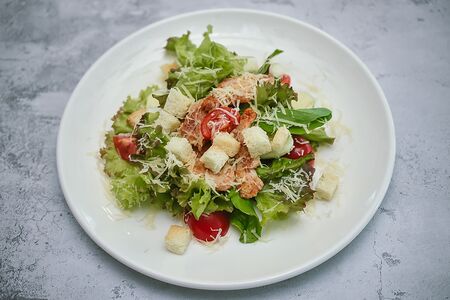 Цезарь с курицей