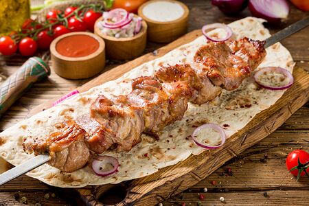 Шашлык из cвинoй шейки