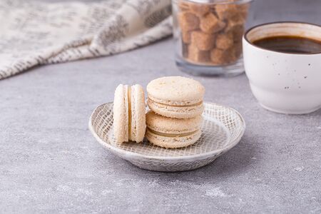 Макаронс Кокос