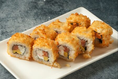 Сакура Цветущий Бобр