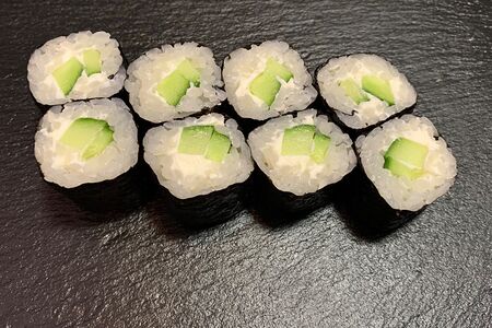 Роллы огурец и сыр