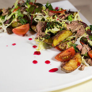 Мясной салат