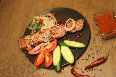 Шашлык из cвинoй шейки