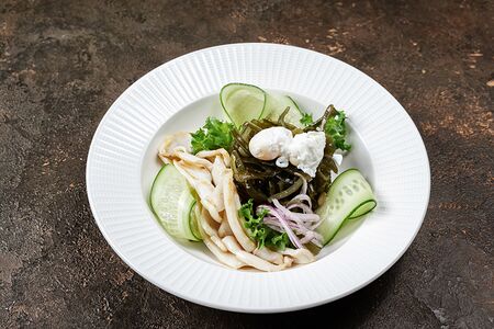 Салат с морской капустой