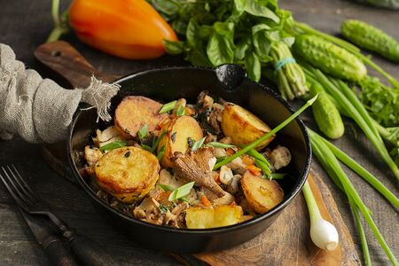 Жаркое из курицы с картофелем