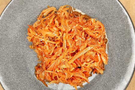 Капуста тушенная