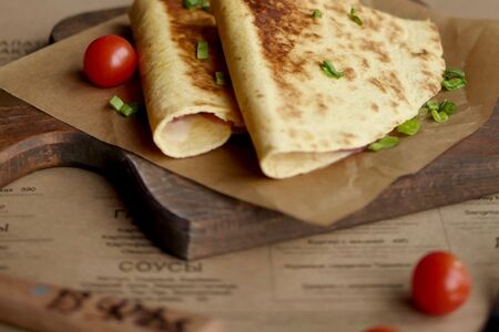 Сырная кесадилья