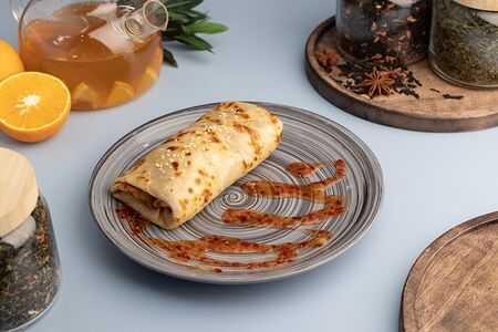 Блины с начинкой из ветчины и сыра