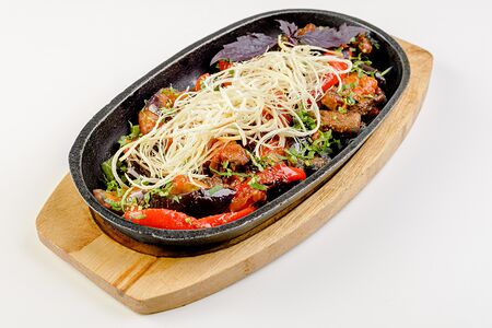 Аджапсандали с говядиной